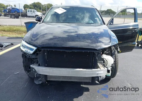 2018 Audi Q3 2.0T Premium/2.0T Sport Premium из США, поврежденный, VIN WA1JCCFS5JR023755